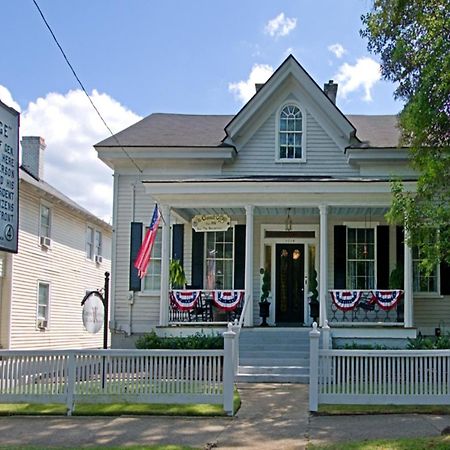 Chesnut Cottage Inn Bed & Breakfast Columbia Exterior photo